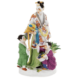 Einzelfigur Asiatin mit zwei Kindern, bunt und gold staffiert, H 16 cm | Meissen Figuren Individuell