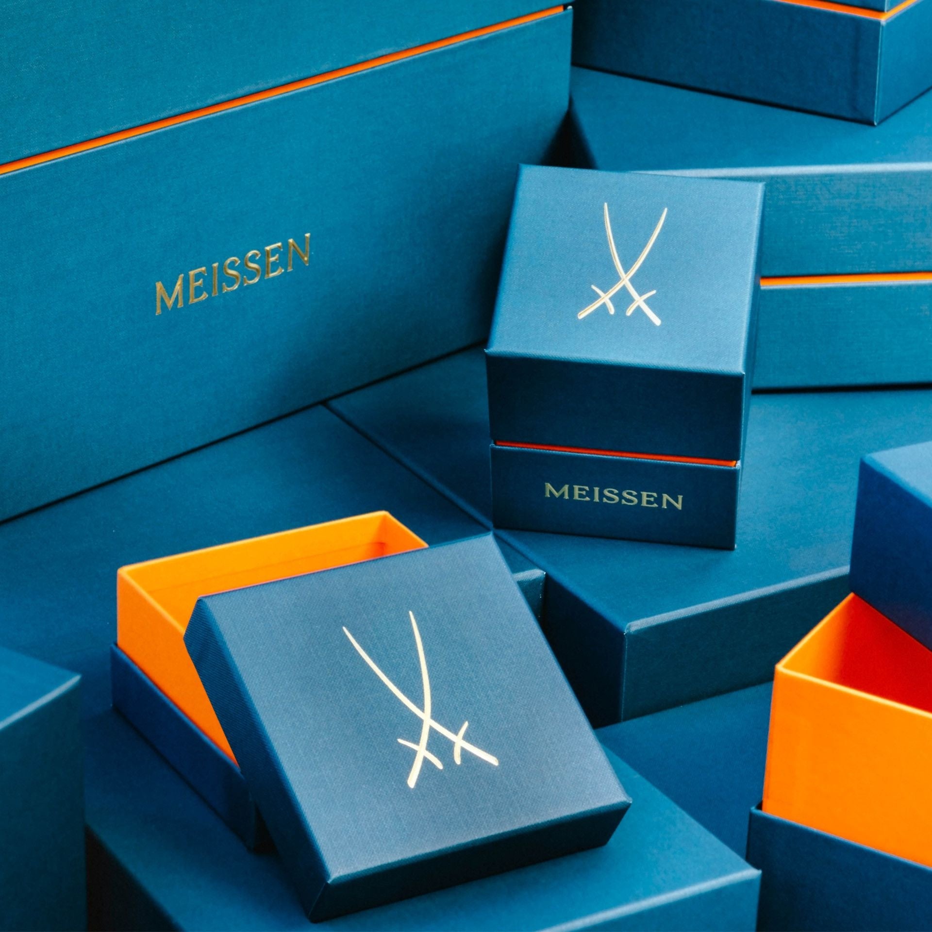 Henkelbecher "Abstrakte Formelemente" Motiv 1 0,25 l | Meissen X Wassily Kandinsky 79A704 - 55323 - Meissen Weimar