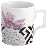 Henkelbecher, "Royal Flower" Schneeballblüte mit schwarzem Mäandermuster, V 0,25l | The Meissen Mug Collection - Berlin