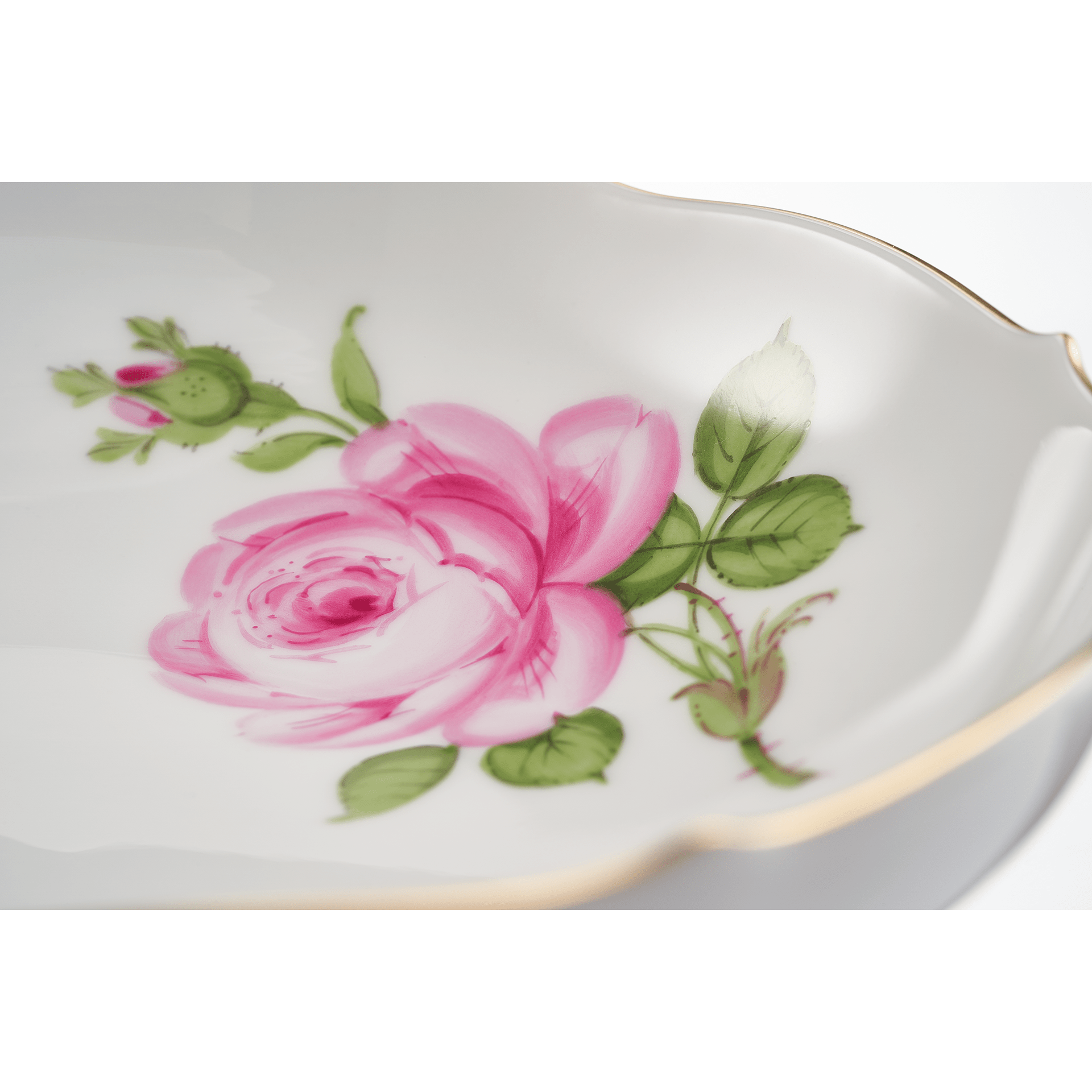 Kaffeetasse, Rose mitte, bunt, Goldrand, V 0,2 l | Meissen Neuer Ausschnitt 020110 - 00582 - Meissen Weimar