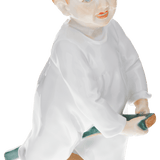 Kind mit Stecken und Trommel, Bunt staffiert, H 18,5 cm | Meissen Figuren-Edition Hentschelkinder