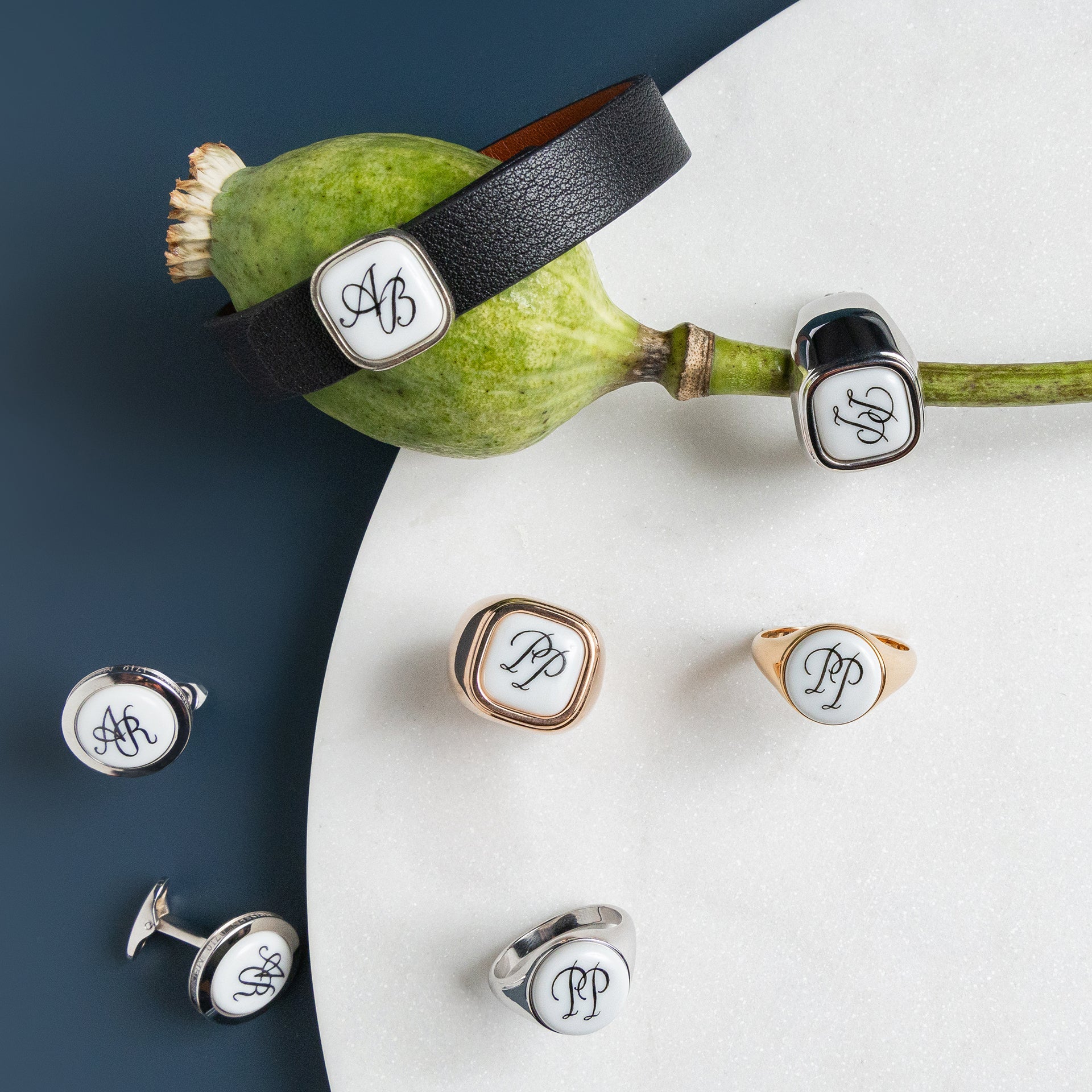 Manschettenknöpfe mit Monogramm Schwarz, 17 g | Meissen Schmuck Individuell 99a132-c5321 - Meissen Weimar