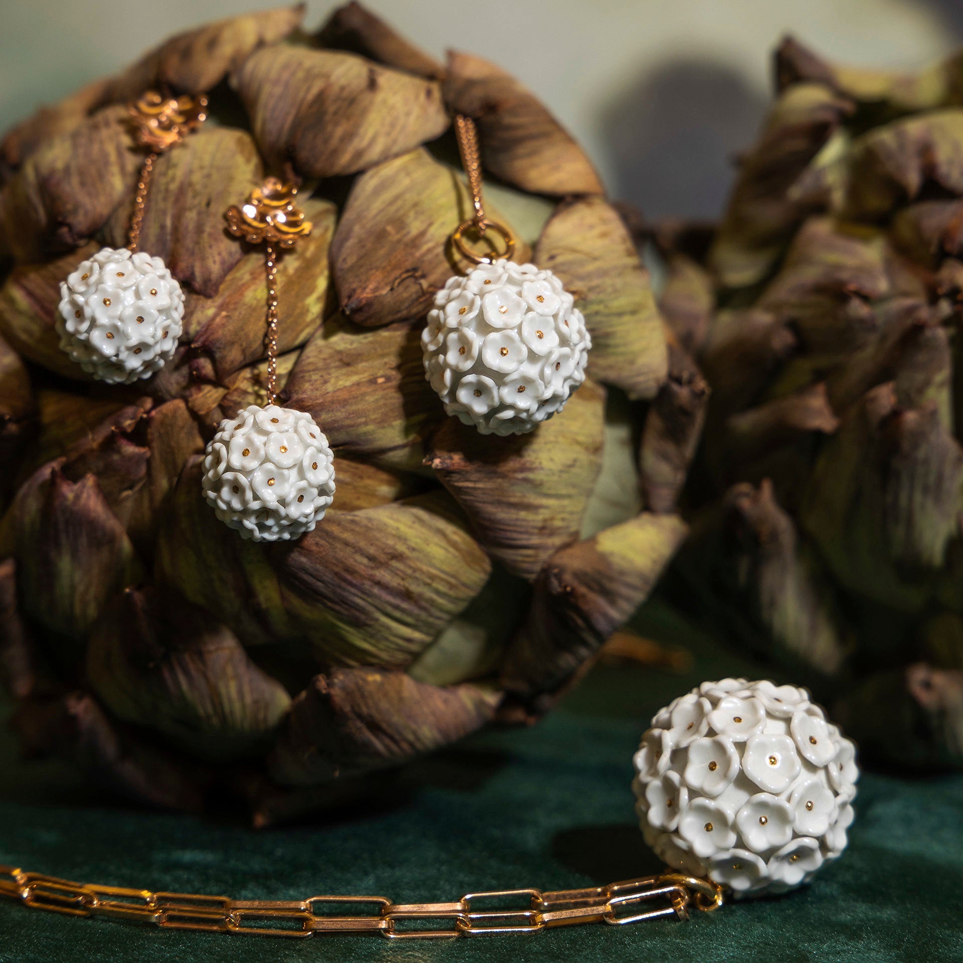 Ohrringe, Schneeballblüte, 750 Roségold, Blütenstempel staffiert in Gold | 1739 Royal Blossom Boule MPJ55BL18000 - Meissen Weimar