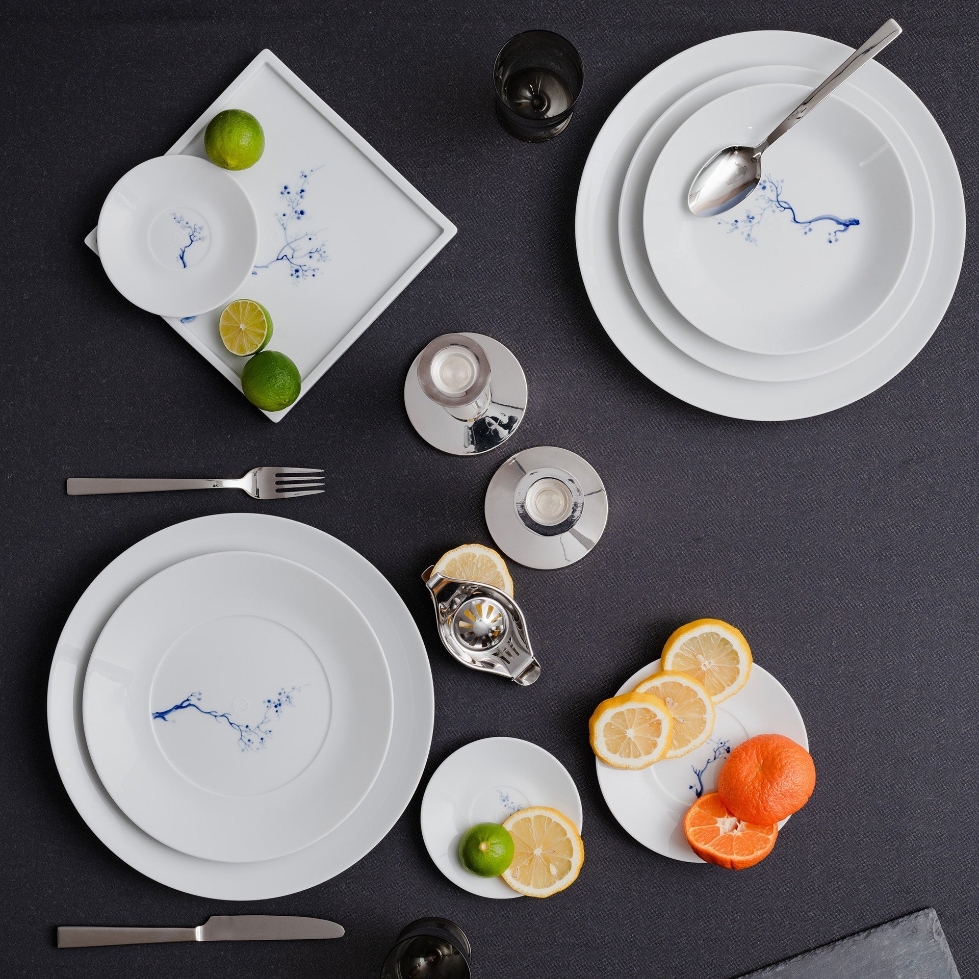 Platte, eckig, 'Blue Orchid' , kobaltblau, 21 x 21 cm | Meissen Cosmopolitan 830501 - 37276 - Meissen Weimar