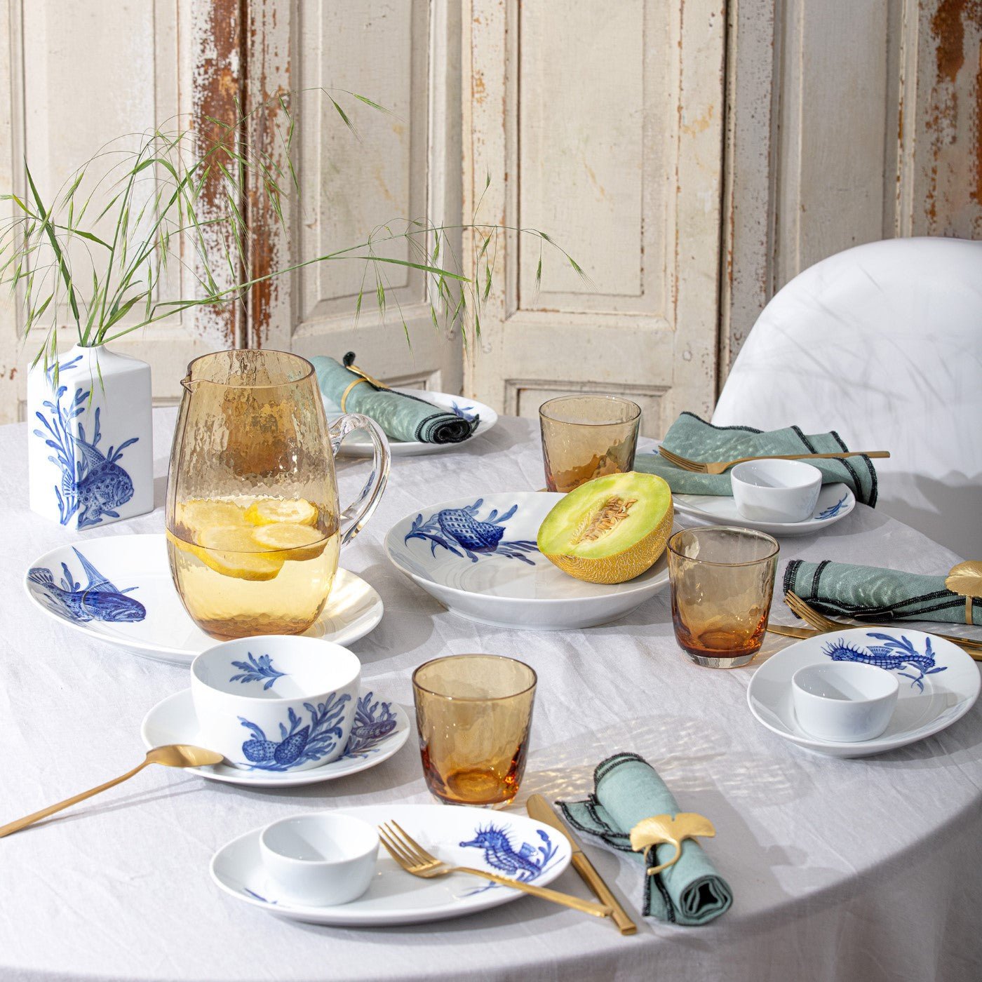 Platte, oval, 'Blue Treasures', Seepferdchen, L 25 cm | Meissen Cosmopolitan 82A278 - 37307 - Meissen Weimar