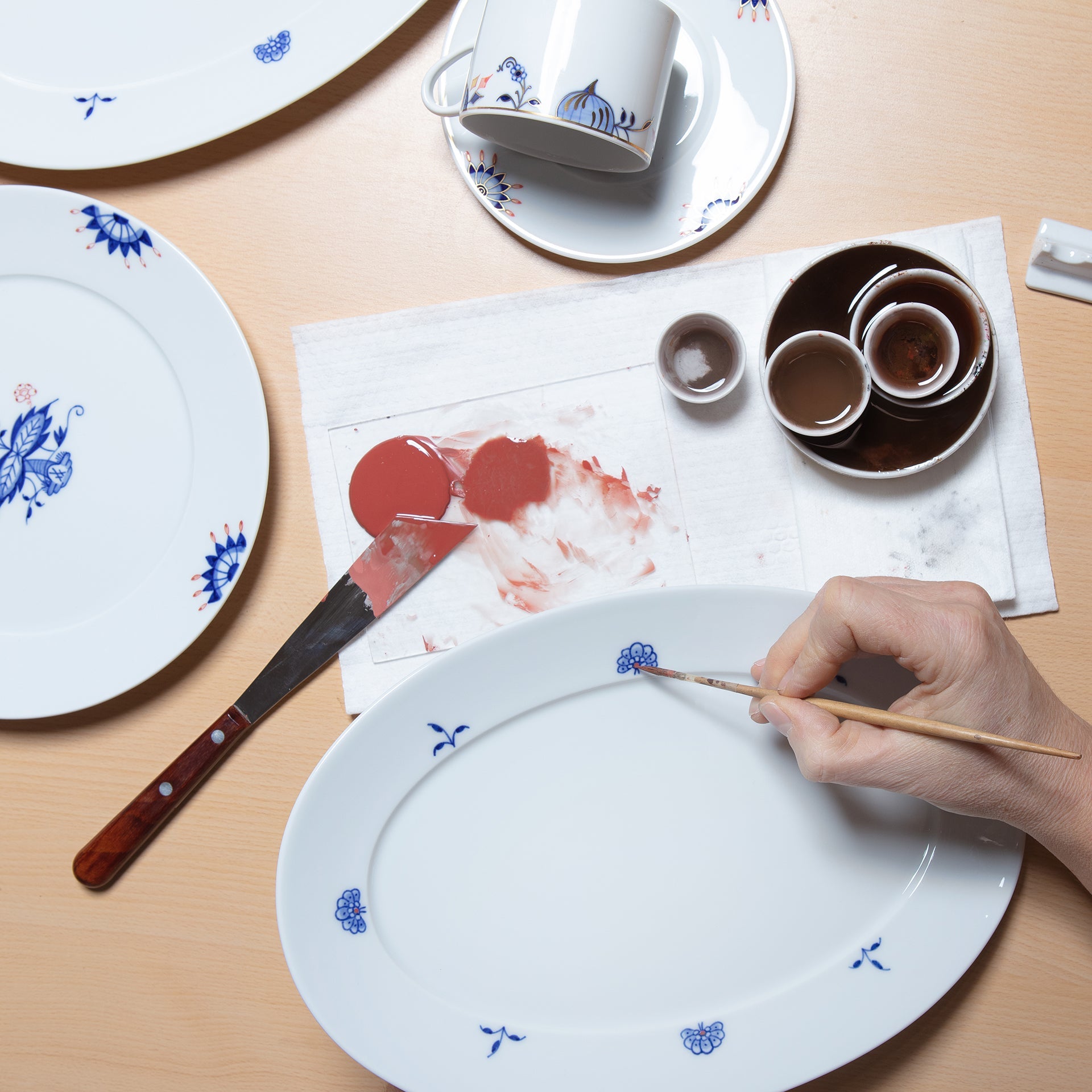 Platte, oval, Blütenzweige, Blütenrosetten, L 30 cm | Meissen No. 41 Noble Blue 802990 - 41307 - Meissen Weimar