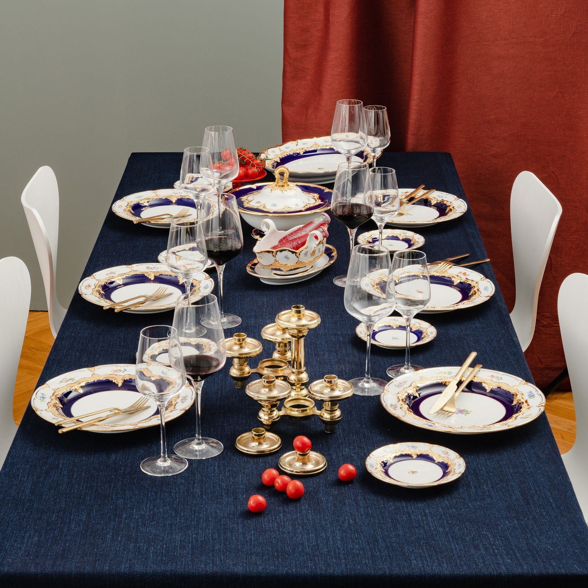 Platte, oval, gestreute Blümchen, königsblau glasiert, Goldbronze, L 40 cm | Meissen B - Form 011079 - 15308 - Meissen Weimar