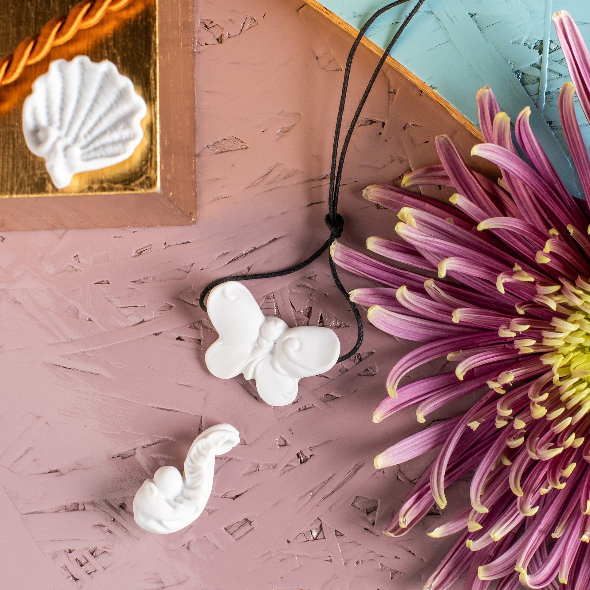 Porzellananhänger Schmetterling, Weiß, H 2,7 cm | Meissen Porzellananhänger 001001-71011 - Meissen Weimar