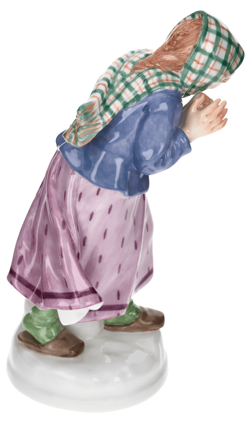 Porzellanfigur Mädchen, Schneeball abwehrend, H 13 cm | Meissen Figuren - Edition Tierkinder 900100 - 73380 - Meissen Weimar