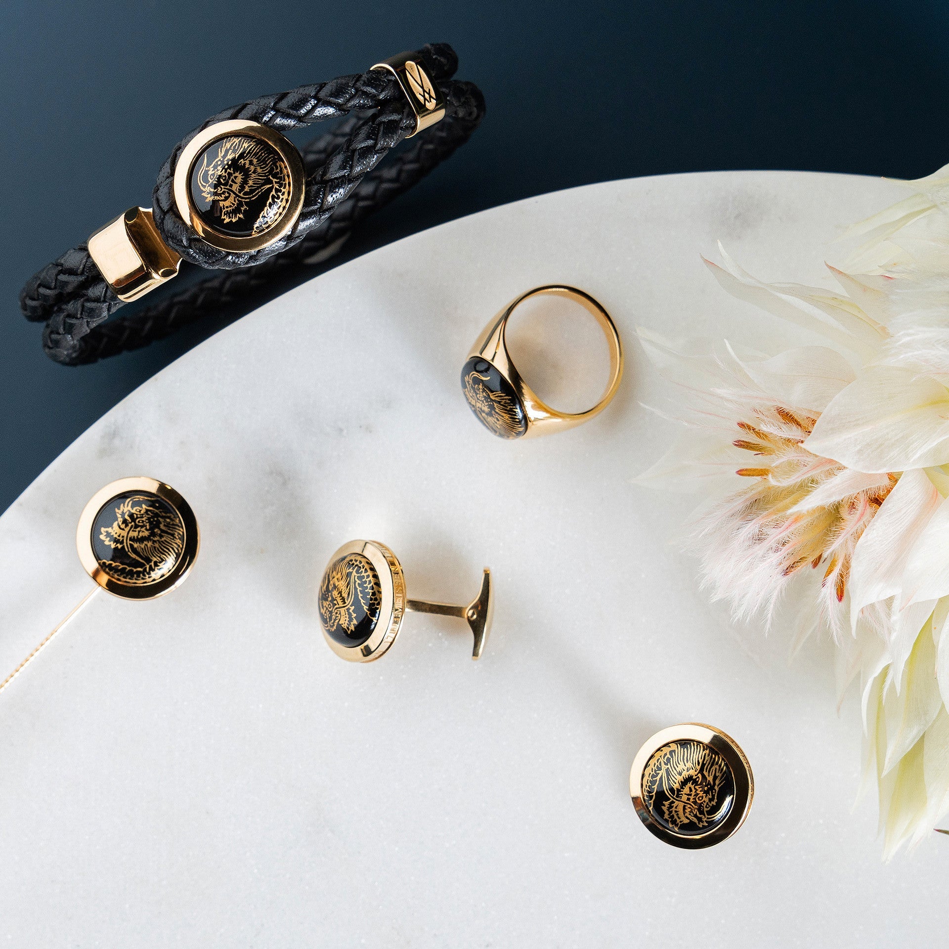 Reversnadel, Glücksdrache, 2,1 cm | Meissen Geschenke mpj60gd837c1 - Meissen Weimar