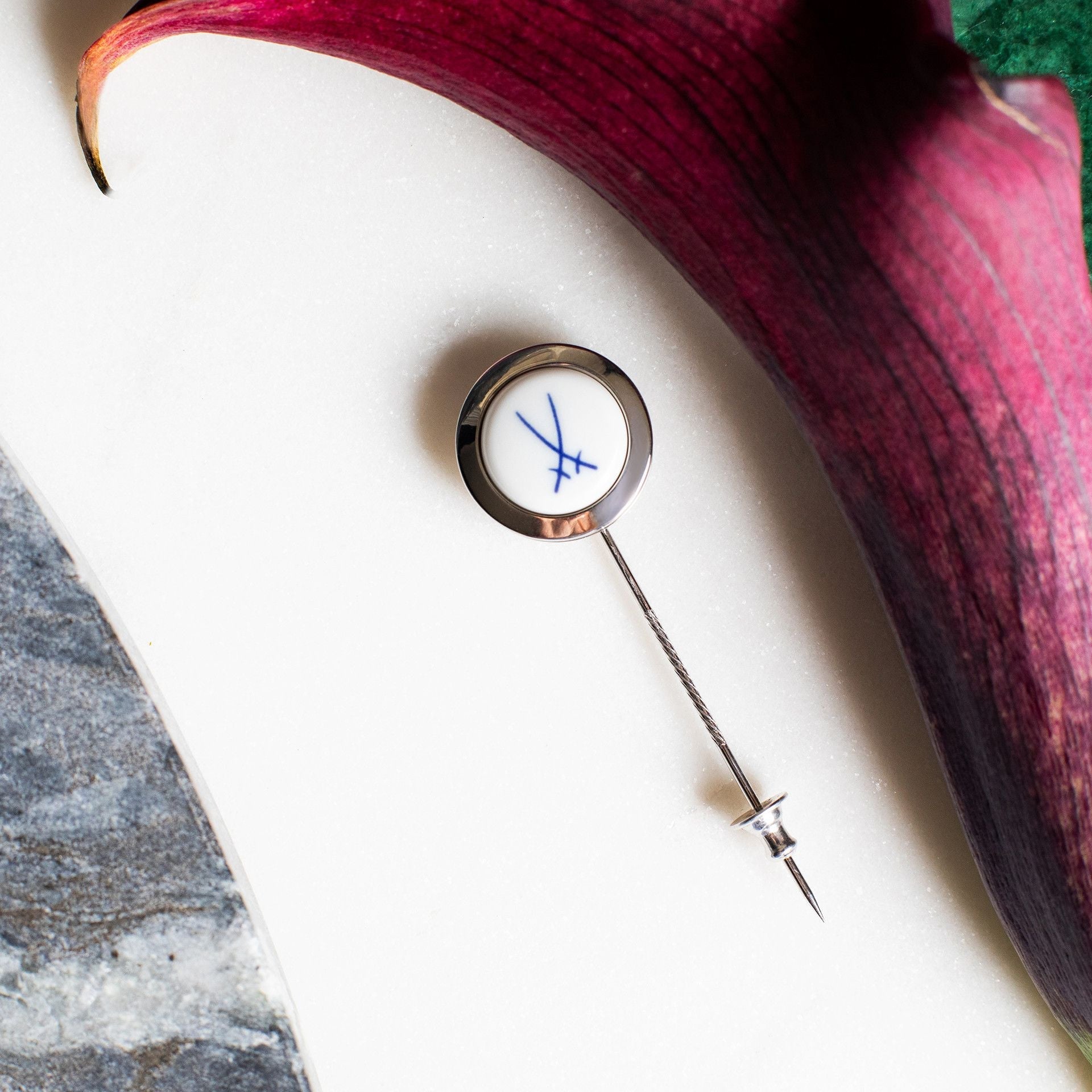 Reversnadel Schwerter Kobaltblau Ø 1,8 cm | Meissen Kollektion Markenzeichen mpj60sw936c - Meissen Weimar