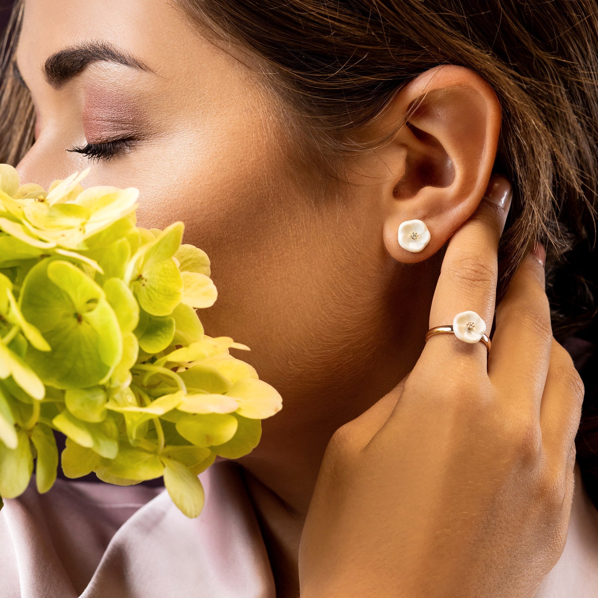 Ring 750 Gelbgold Ø 3,5 g, 1 Porzellanblüte mit Brillant | Meissen Royal Blossom Collection mpj10bl31600 - Meissen Weimar