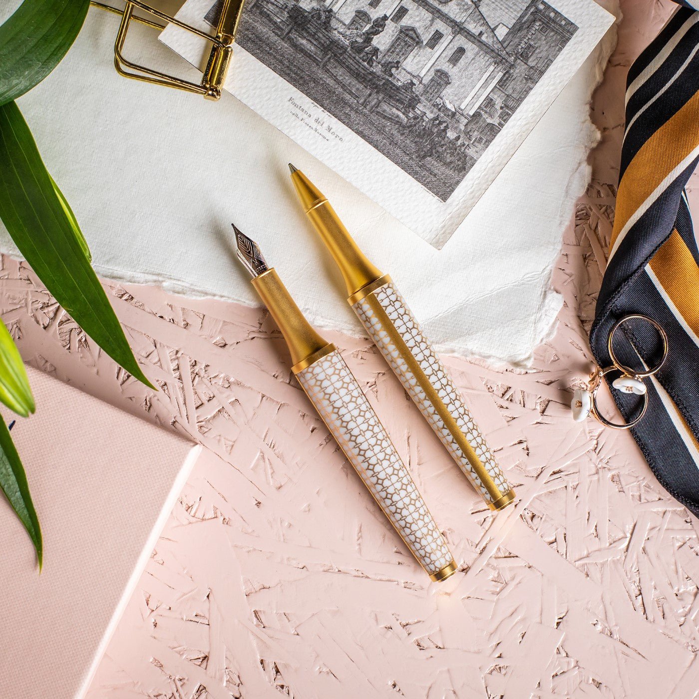 Rollerball, Geometric gold, H 18,5 cm | Meissen Mascara MRB - 0003 - 002 - Meissen Weimar