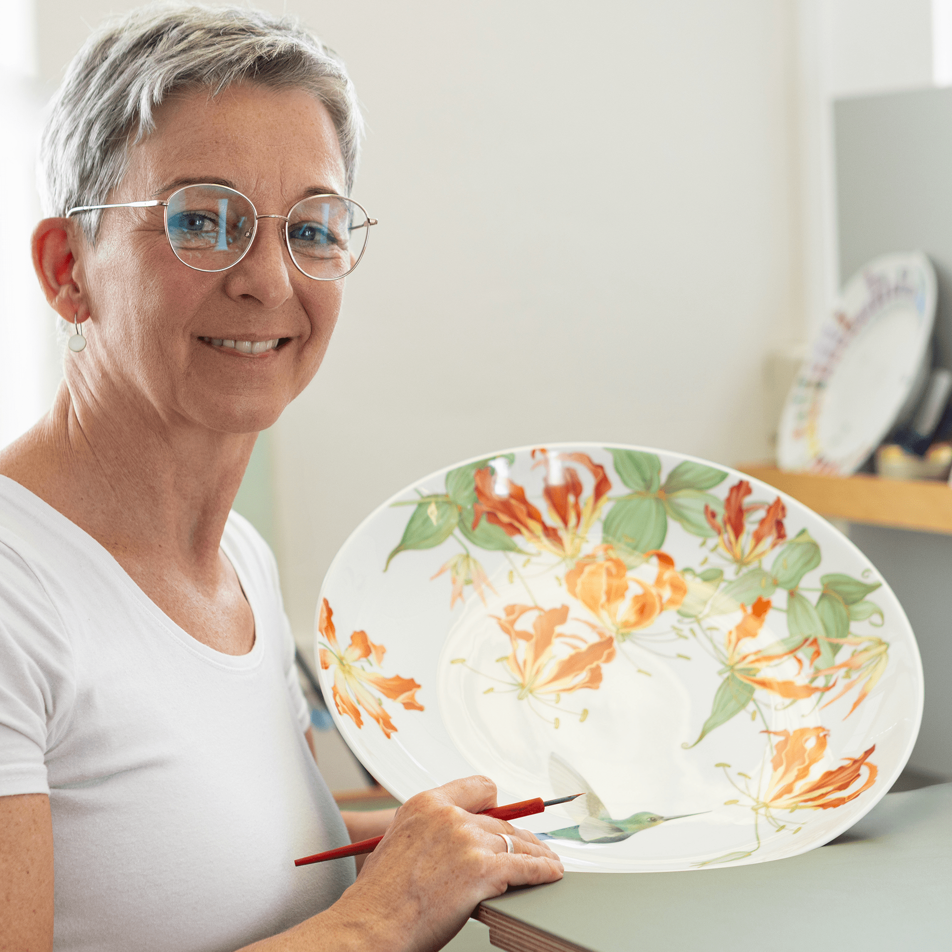 Schale "Gloriosa mit Kolibri", Lim. 15, L 34 cm | Meissen Limitierte Meisterwerke 239384-54607 - Meissen Weimar