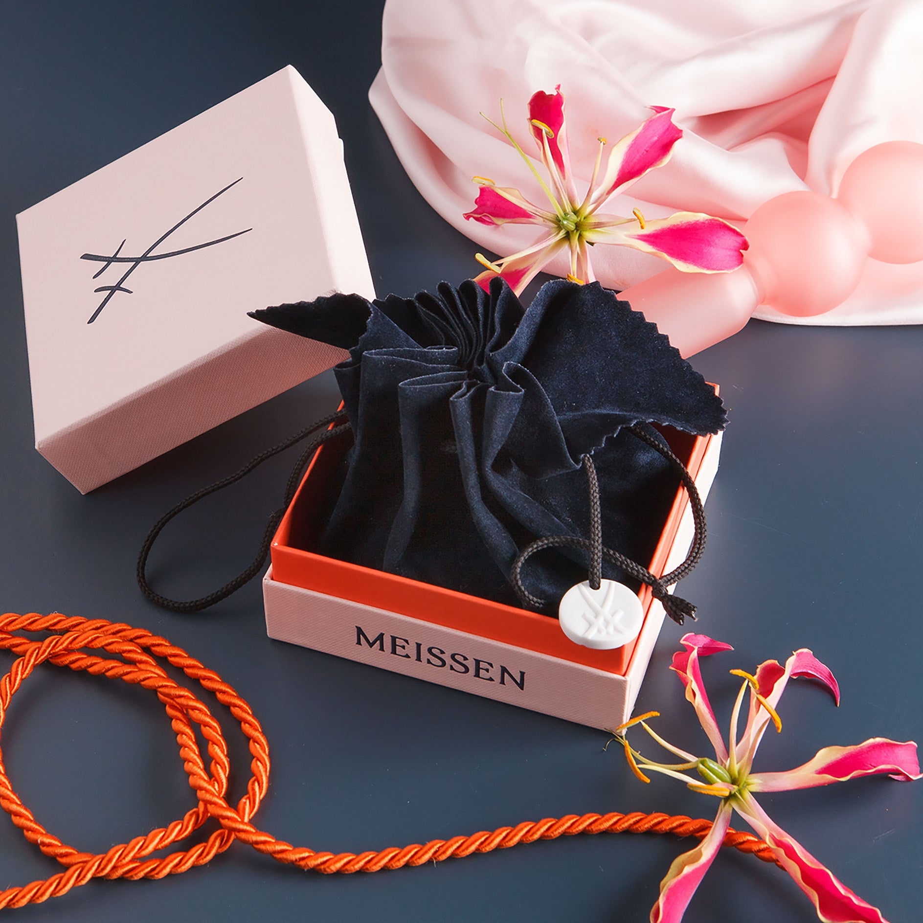 Schmuck - Anhänger Herz Kobaltblau, L, personalisiert, 2,4 cm | Meissen Porzellananhänger 97b301-71m01 - Meissen Weimar