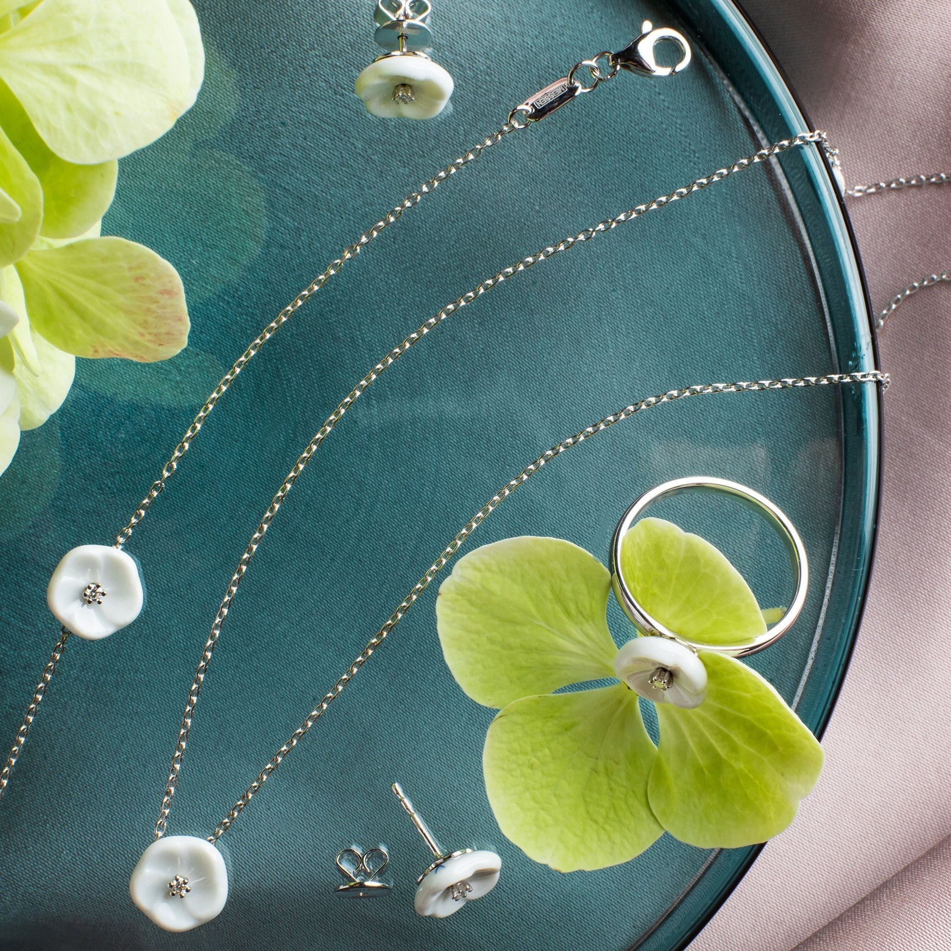 Schmuck - Set Weißgold 750 mit Diamanten, Basic Größe | Meissen Royal Blossom Collection mpj80bl216c4 - Meissen Weimar