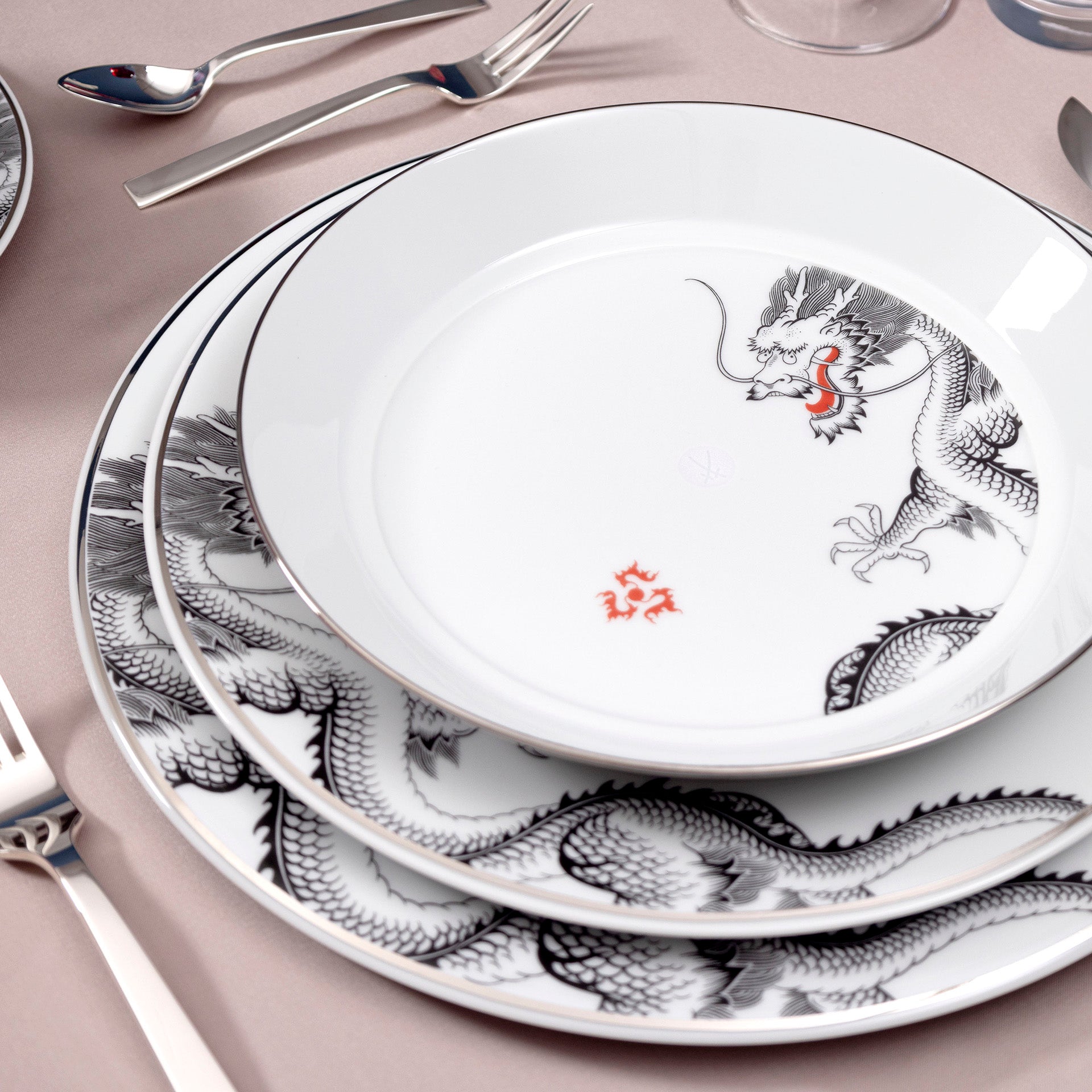 Starter - Set Geschirr 14 - tlg., Glücksdrache, Platinschale | Meissen Vitruv 79a926 - c4307 - Meissen Weimar