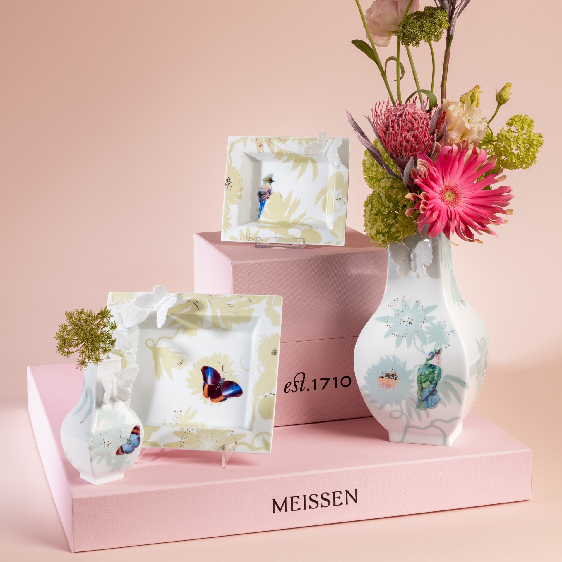 Vase, eckig, groß, Exotic Spring, H 25,5 cm | Meissen Butterfly Collection 61A196 - 50909 - Meissen Weimar