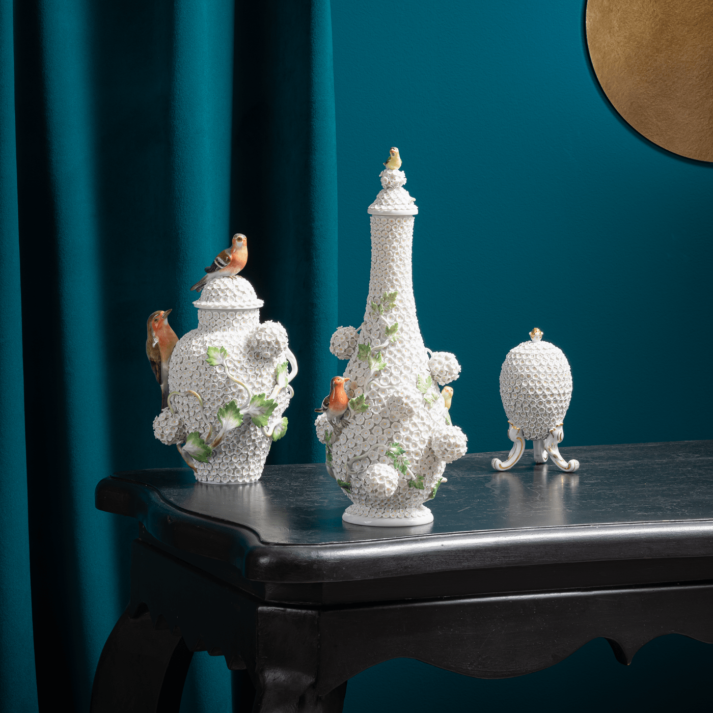Vase Schneeballblüten, handbemalt, H 53 cm | Meissen Exklusiv - Kollektion 900180 - 82351 - Meissen Weimar