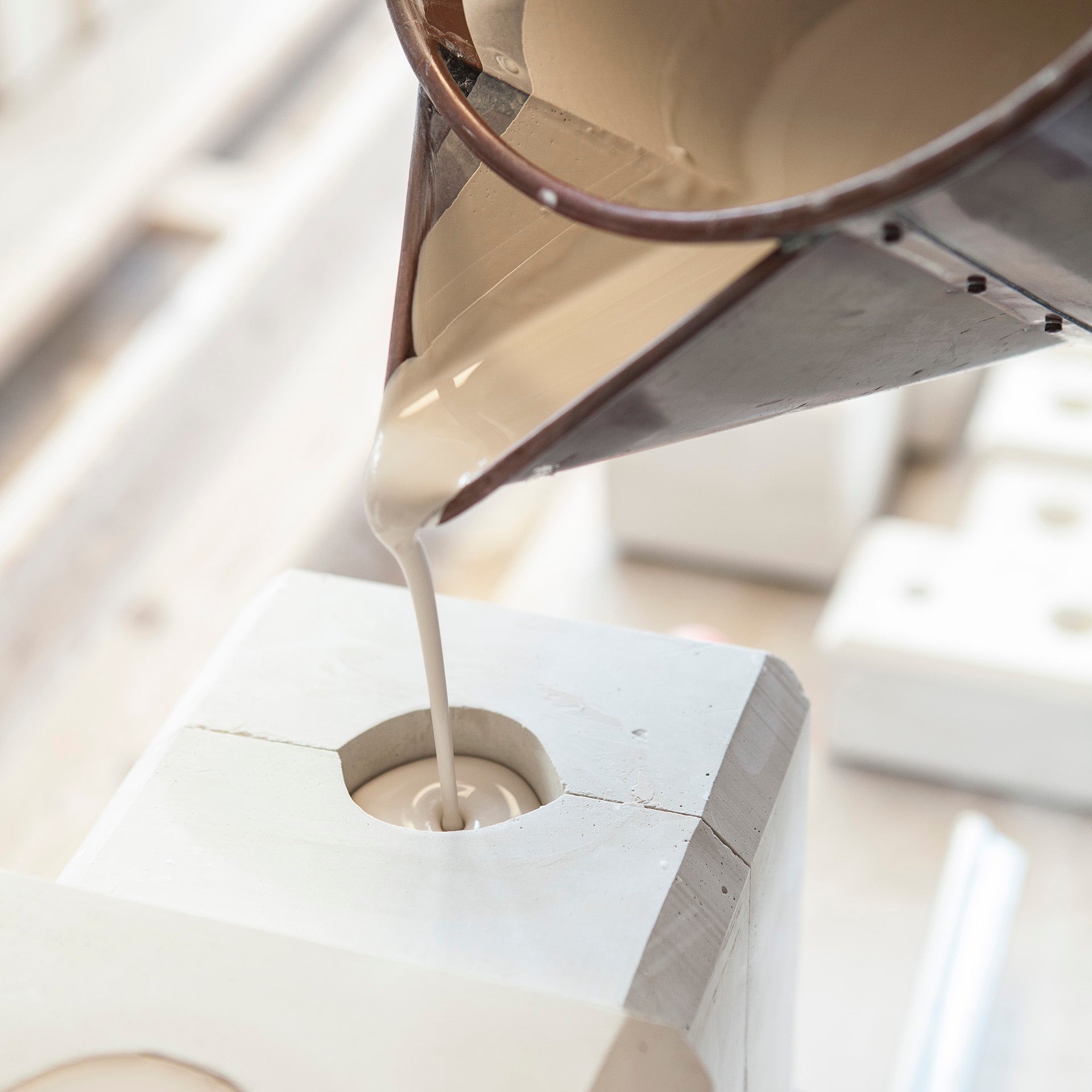 Vase Weiß H 18 cm | Meissen Kollektion Markenzeichen 000001-51014 - Meissen Weimar