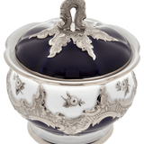 Zuckerdose, Gestreute Röschen, weiß-grau, königsblau, Glanzplatin, H 12 cm | Meissen B-Form