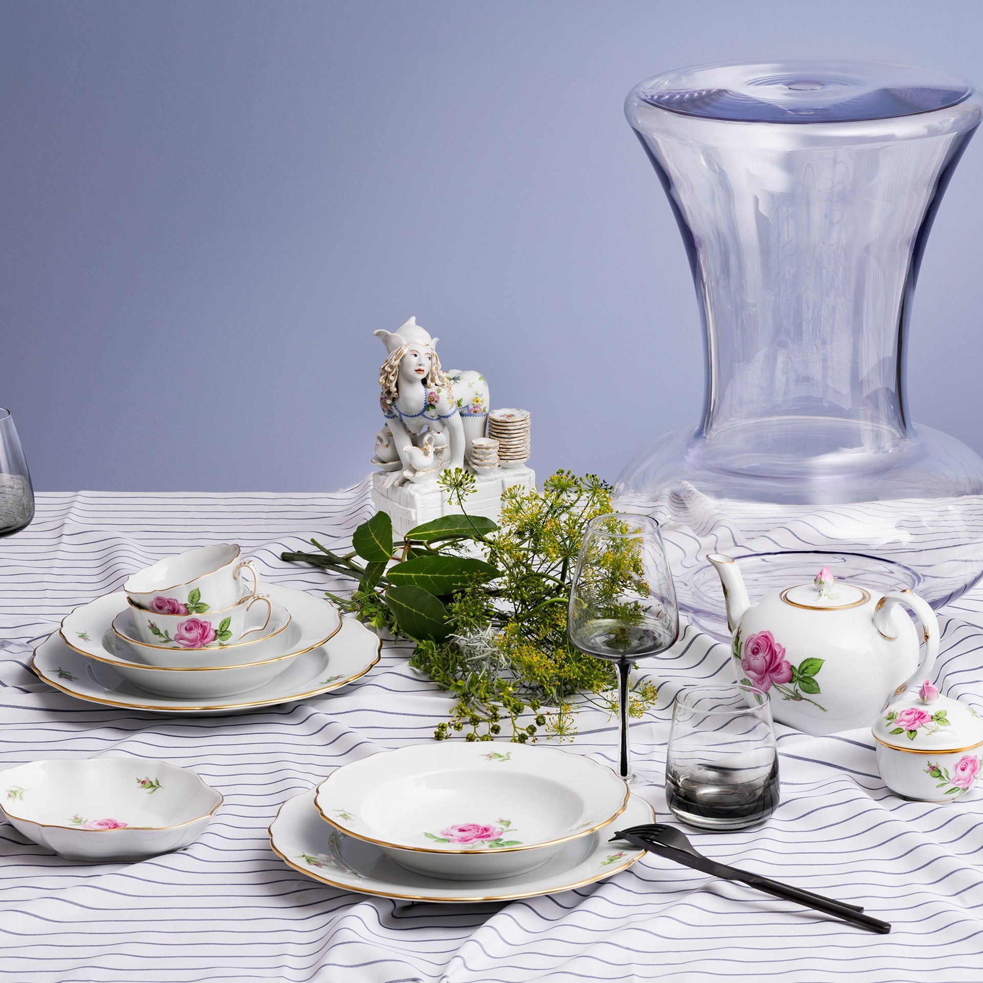 Zuckerdose, Rose mitte, bunt, Goldrand, Ø 9 cm | Meissen Neuer Ausschnitt 020110 - 00822 - Meissen Weimar